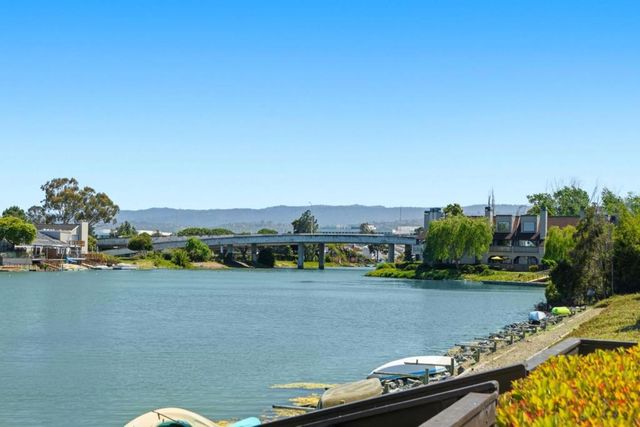 126 Shorebird Circle, Redwood City, CA 94065
