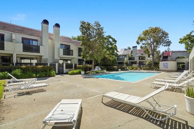 126 Shorebird Circle, Redwood City, CA 94065