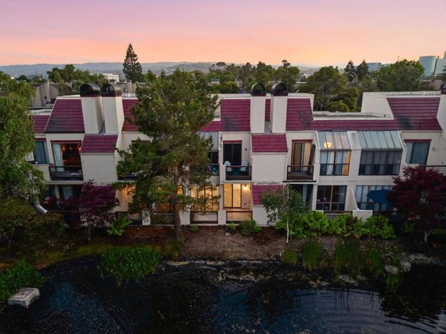 126 Shorebird Circle, Redwood City, CA 94065