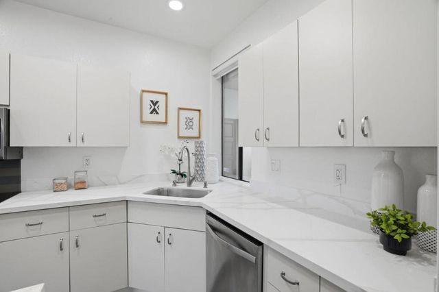 126 Shorebird Circle, Redwood City, CA 94065