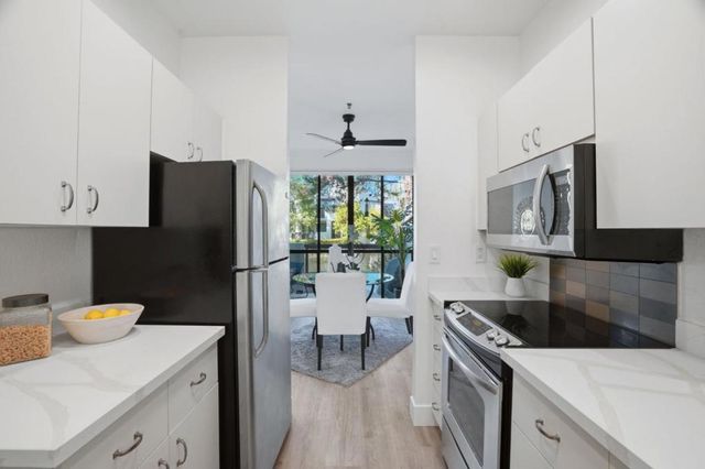 126 Shorebird Circle, Redwood City, CA 94065