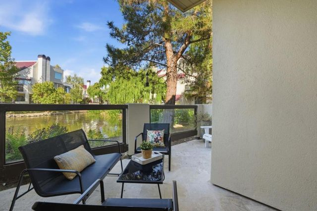 126 Shorebird Circle, Redwood City, CA 94065