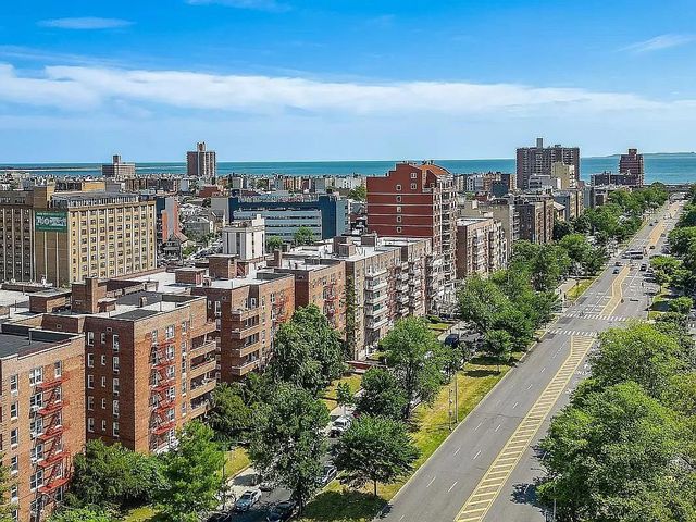 2727 Ocean Pkwy Apt E22, New York City, NY 11235
