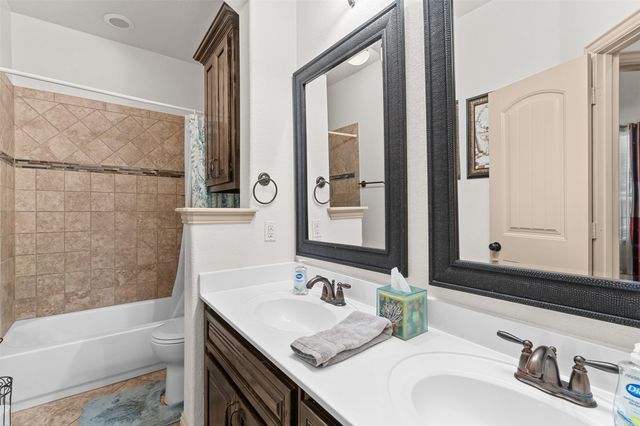 211 Chinaberry Trail, Forney, TX 75126