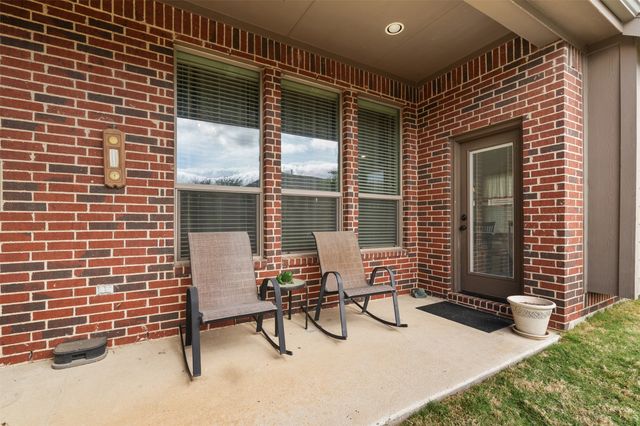 211 Chinaberry Trail, Forney, TX 75126