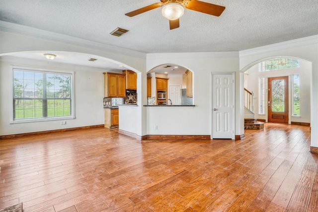 9131 Crown Jewel Drive, Richmond, TX 77469