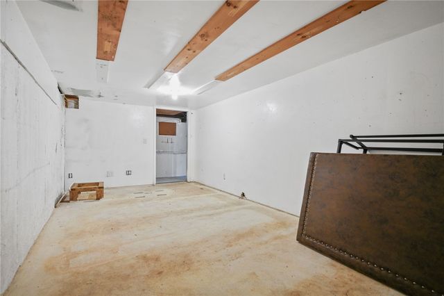 401 Lake Shore Drive, Warwick, RI 02889