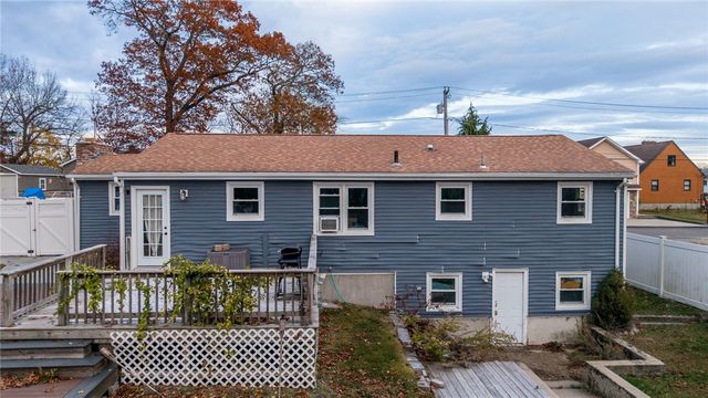 401 Lake Shore Drive, Warwick, RI 02889