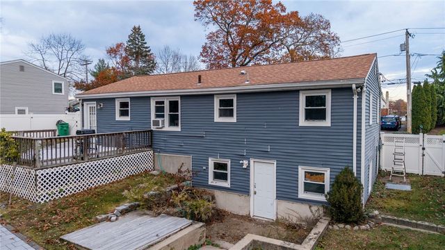 401 Lake Shore Drive, Warwick, RI 02889