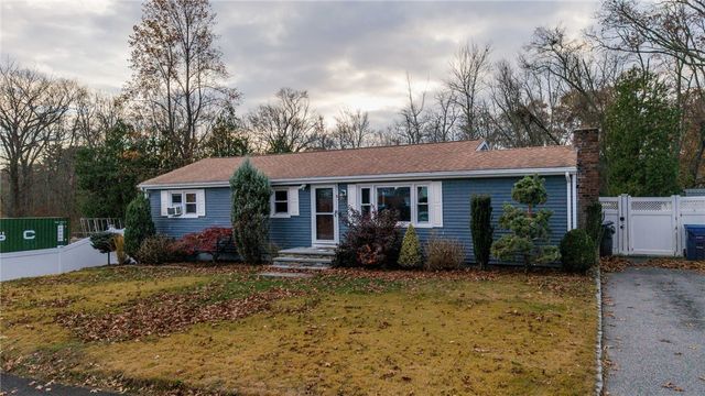 401 Lake Shore Drive, Warwick, RI 02889