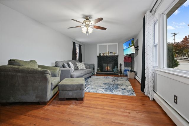 401 Lake Shore Drive, Warwick, RI 02889