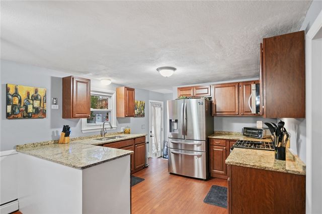 401 Lake Shore Drive, Warwick, RI 02889