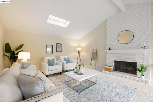 851 Luz Ct, Danville, CA 94526