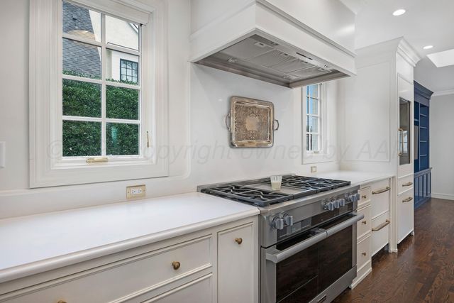 3003 S HUGHES Street, Amarillo, TX 79109