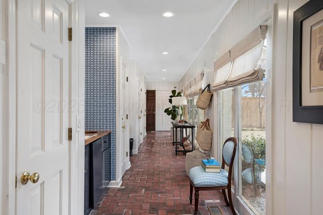 3003 S HUGHES Street, Amarillo, TX 79109