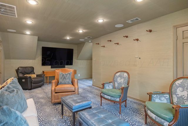 3003 S HUGHES Street, Amarillo, TX 79109