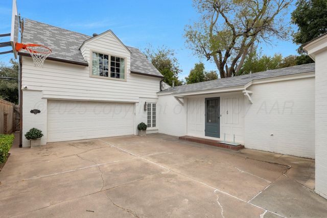 3003 S HUGHES Street, Amarillo, TX 79109