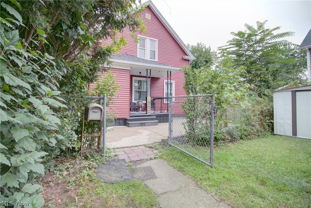 1950 W 50th Street, Cleveland, OH 44102
