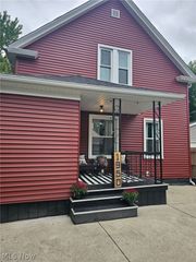 1950 W 50th Street, Cleveland, OH 44102