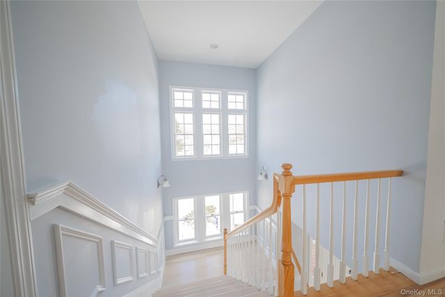 14 S Country Road, Westhampton, NY 11977