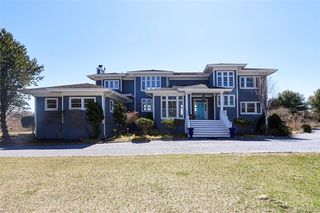 14 S Country Road, Westhampton, NY 11977