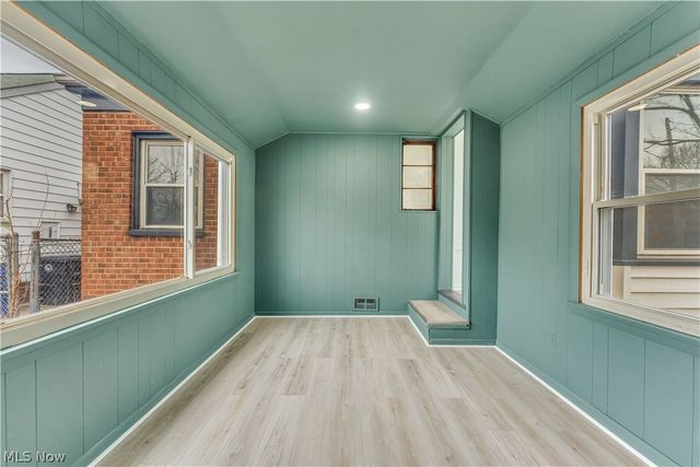 4145 W 140th Street, Cleveland, OH 44135