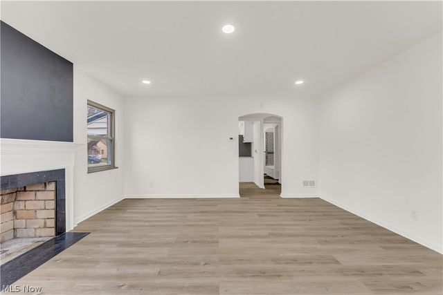 4145 W 140th Street, Cleveland, OH 44135