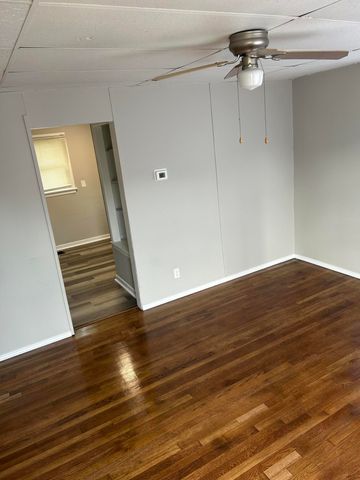 1240 175th Street, Hammond, IN 46324