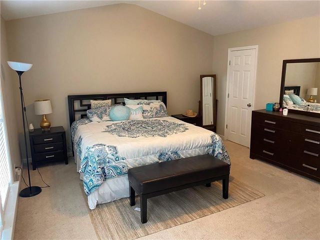 294 Balaban Circle, Woodstock, GA 30188