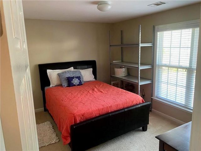 294 Balaban Circle, Woodstock, GA 30188