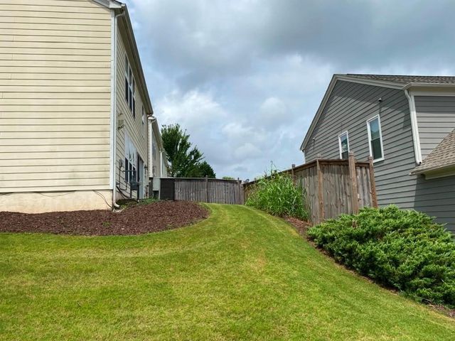 294 Balaban Circle, Woodstock, GA 30188