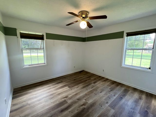 134 Cherokee Avenue, Russell Springs, KY 42642