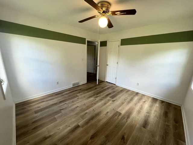 134 Cherokee Avenue, Russell Springs, KY 42642