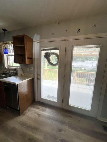 134 Cherokee Avenue, Russell Springs, KY 42642