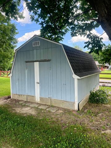 134 Cherokee Avenue, Russell Springs, KY 42642