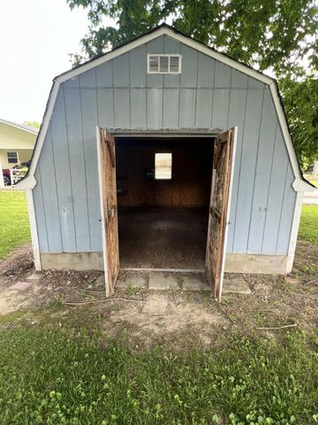 134 Cherokee Avenue, Russell Springs, KY 42642