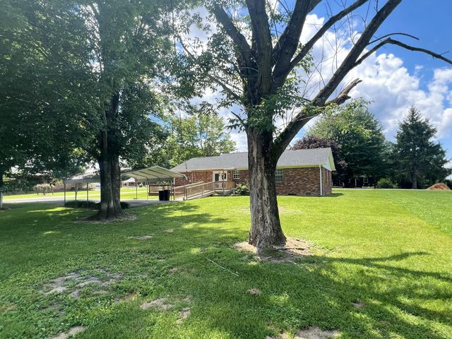 134 Cherokee Avenue, Russell Springs, KY 42642