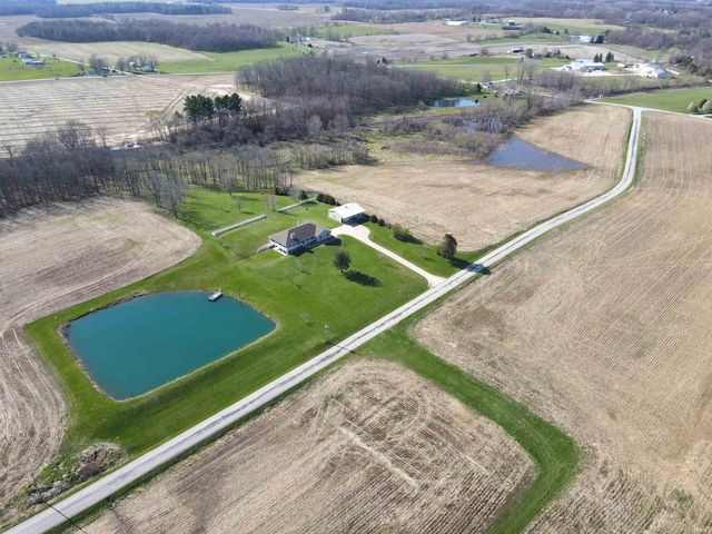 4239 S Kinsey Road, Warsaw, IN 46580