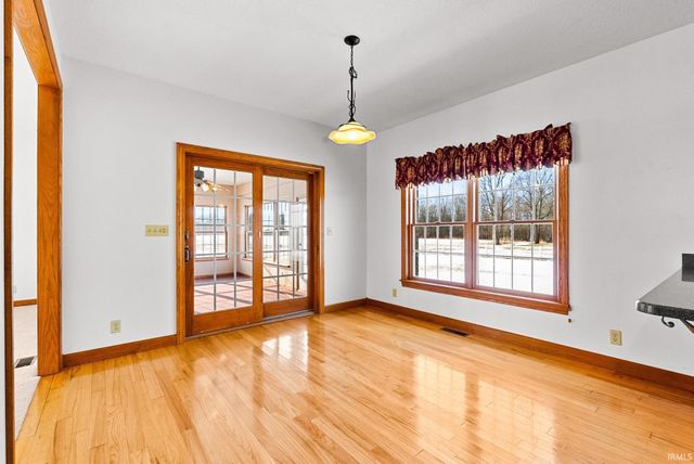 4239 S Kinsey Road, Warsaw, IN 46580