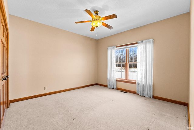 4239 S Kinsey Road, Warsaw, IN 46580