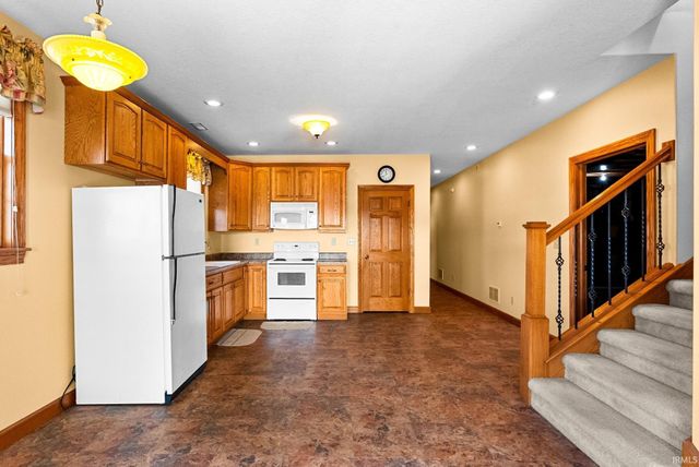 4239 S Kinsey Road, Warsaw, IN 46580