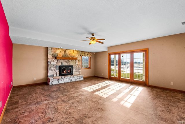 4239 S Kinsey Road, Warsaw, IN 46580