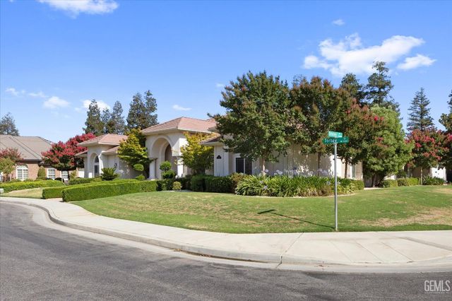 11101 Torbay Drive, Bakersfield, CA 93311