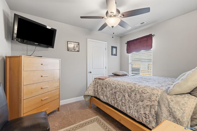 201 Ashbrook Circle, Harvest, AL 35749