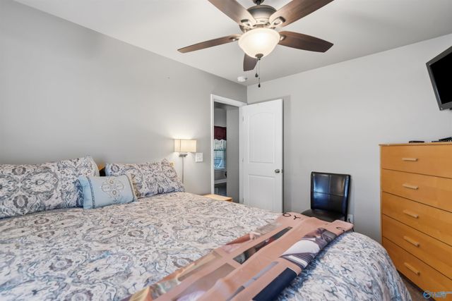 201 Ashbrook Circle, Harvest, AL 35749