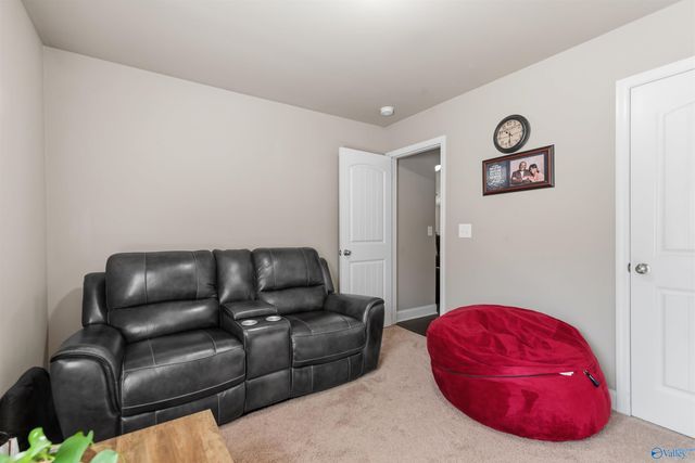 201 Ashbrook Circle, Harvest, AL 35749