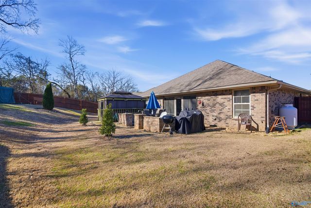 201 Ashbrook Circle, Harvest, AL 35749