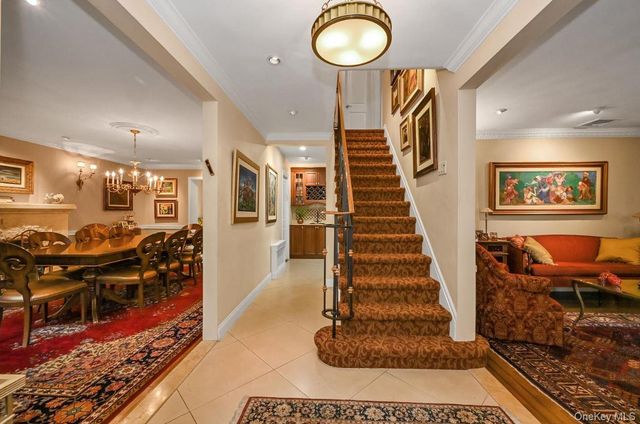 138-15 Union Turnpike, Kew Garden Hills, NY 11367