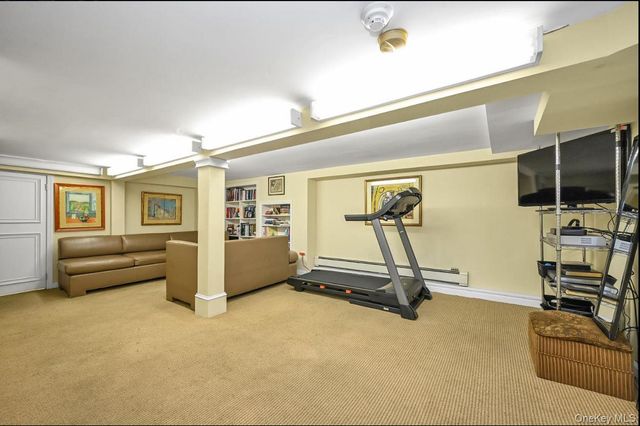 138-15 Union Turnpike, Kew Garden Hills, NY 11367