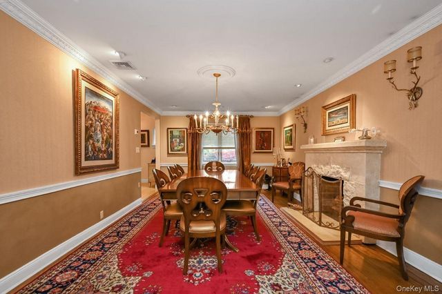 138-15 Union Turnpike, Kew Garden Hills, NY 11367